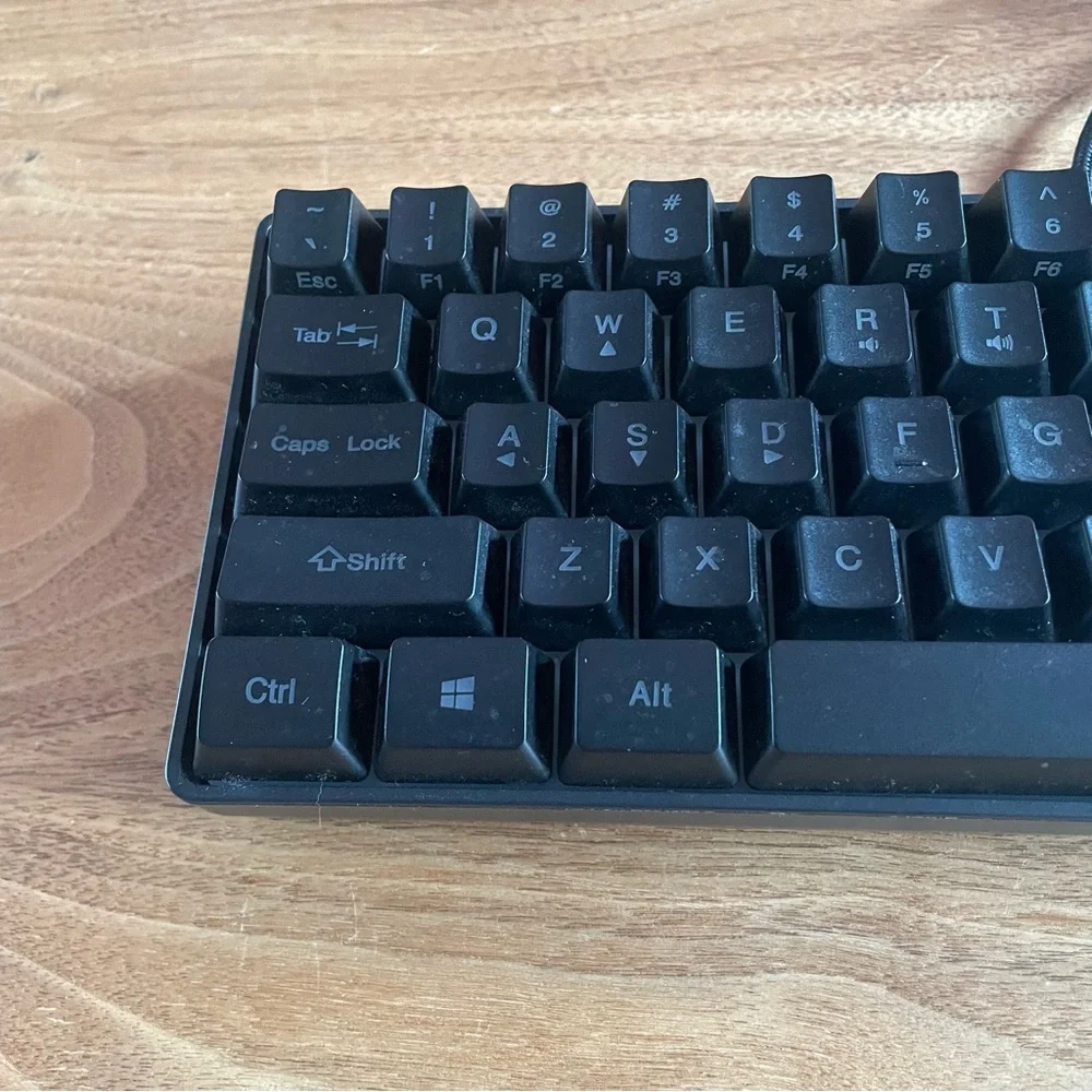 EUC Bluefinger gaming keyboard and mouse set